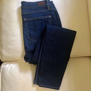Paige Hoxton Jean